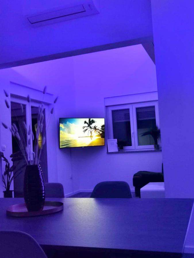 Apartments Bora Ližnjan Eksteriør bilde