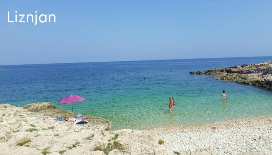 Apartments Bora Ližnjan Rom bilde